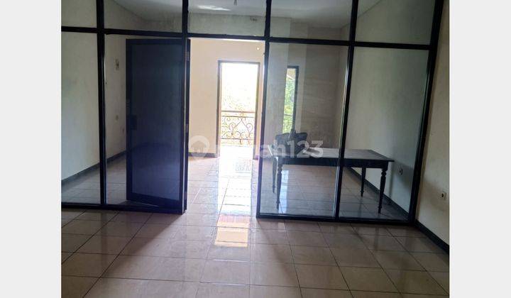 Ruko Bagus 60 m2 SHM Dukuh Kupang, Surabaya 2