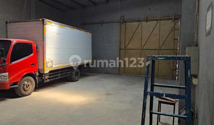 Cendrawasih Container Access Warehouse Cendrawasih Container Access Warehouse