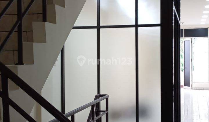 Ruko di Mutiara Taman Palem 5 Lantai 3