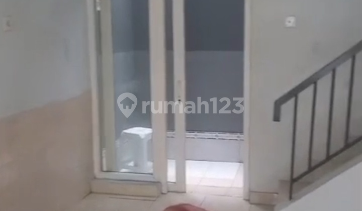 Disewakan Rumah Park Residence4x12m²2 Lantai 2