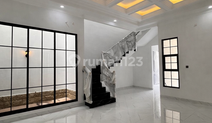 Baru Minimalis Lebar 9 Dekat Galaxy Mall Surabaya Timur ! Jual Rumah Babatan Pantai Surabaya Timur 2