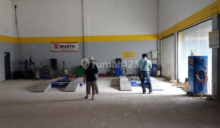 Dijual Bangunan 2 Lantai Ex. Bengkel Showroom Mobil Cimone 2