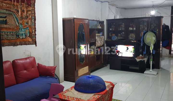 Dijual Rumah Lama Hitung Tanah Lokasi DI Jl. Kramat Batu, Cilandak, Jakarta Selatan