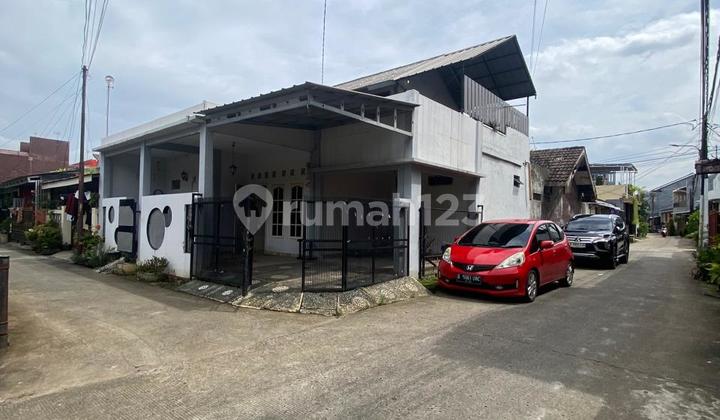 Dijual Rumah Posisi Hoek Lokasi Strategis di Jl. Cendrawasih Raya, Bintara, Kota Bekasi Dijual Rumah Posisi Hoek Lokasi Strategis di Jl. Cendrawasih Raya, Bintara, Kota Bekasi