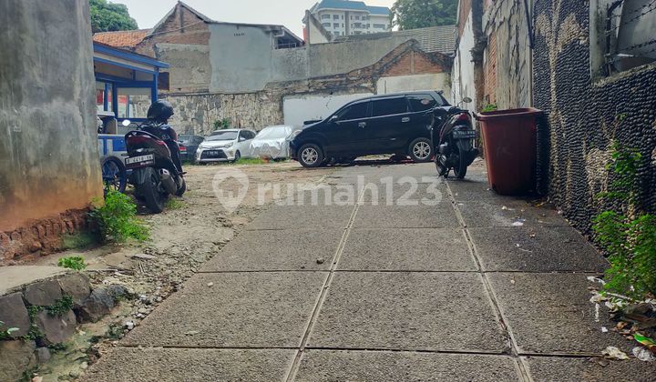 Land + Building Strategic Location Business Environment Near Burger King Bendungan Jatiluhur Central Jakarta