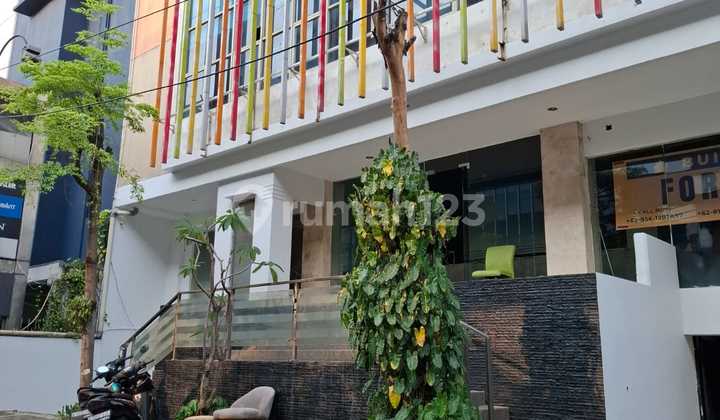 Mini Building Very Strategic Location Near MRT Blok M Mini Building Very Strategic Location Near MRT Blok M