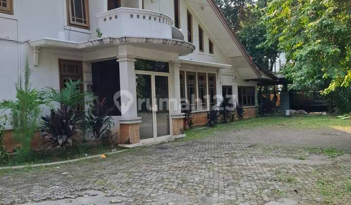 Rumah sewa jl Panglima polim kebayoran baru Jakarta selatan Cocok untuk Kantor, Klinik dll 1