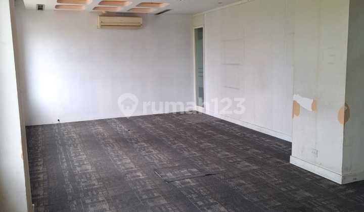 Di Sewakan Gedung Perkantoran lokasi di Jl. Kebon Sirih Raya Menteng - Jakarta Pusat 2