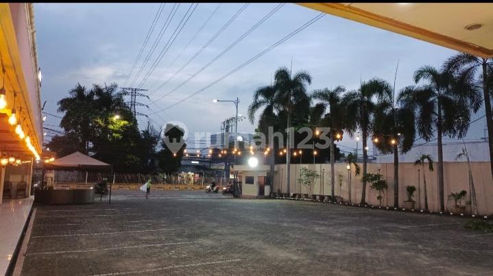 Tempat Usaha Murah ( Aset Restoran Aktif) Dekat Imigrasi Mampang