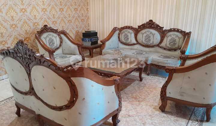 Rumah Bagus Siap Huni Depan Patra Taman Bermain Utan Kayu Selatan 2