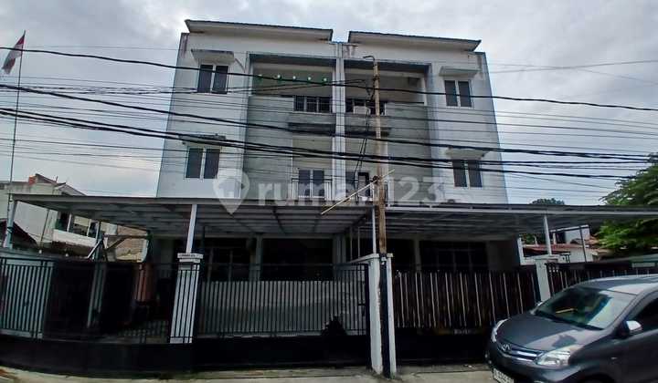 Dijual 2 Townhouse dan 3 Kavling Lokasi Strategis di Dekat Tarakanita, Jakarta Selatan