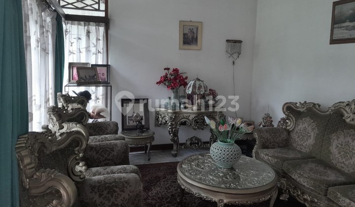 Dijual: 1 Rumah Tingkat Nyaman Dalam Town House di Pejaten, Jakarta Selatan 2