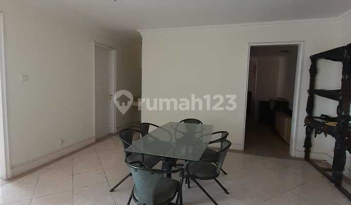 Cheap Sale 3 BR Type Apartment in Permata Hijau, South Jakarta