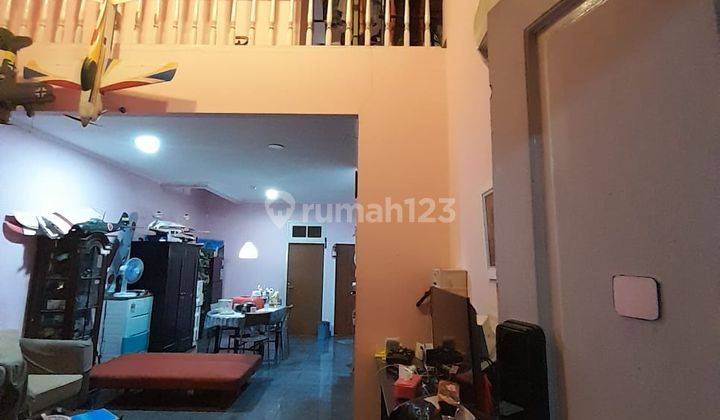 Rumah 2 lantai di Pinang Perak, Pondok Indah Kebayoran lama Jakarta selatan 1