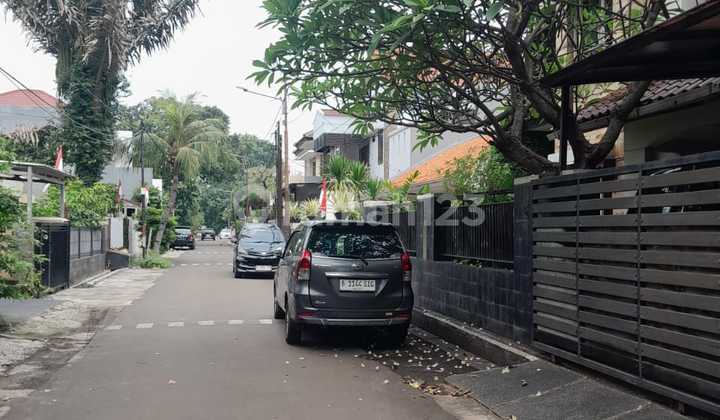 Disewa Rumah 2 Lantai Lokasi Di Cempaka Putih, Jakarta Pusat 2