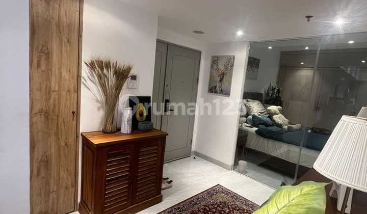 Affordably Priced For Sale: Mahatta Unit Fully Furnished with Premium Furniture Affordably Priced For Sale: Mahatta Unit Fully Furnished with Premium Furniture