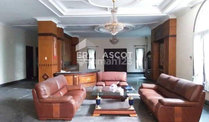 Dijual Rumah Hook 2,5 Lantai di Inti Kota Taman Malibu Medan 7