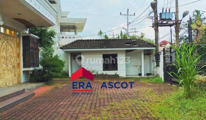 Dijual Rumah Hook Lokasi Prime Inti Kota Medan Jln. Ir. Juanda 8
