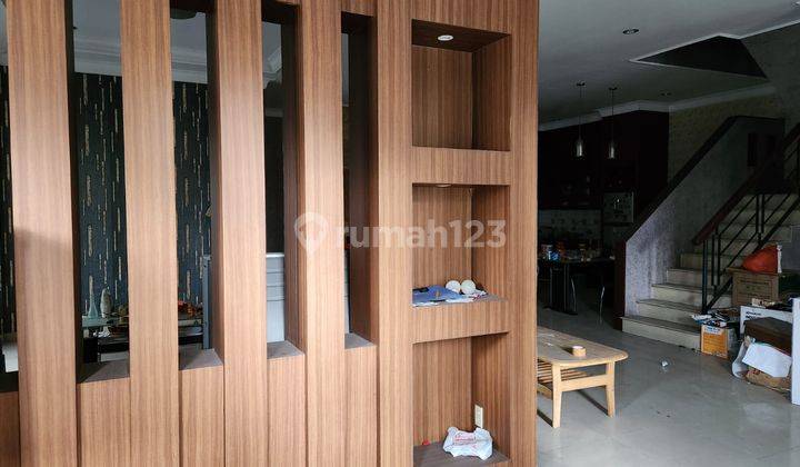 Dijual Rumah Hook 2 Lantai Lokasi Strategis Graha Sunggal 4