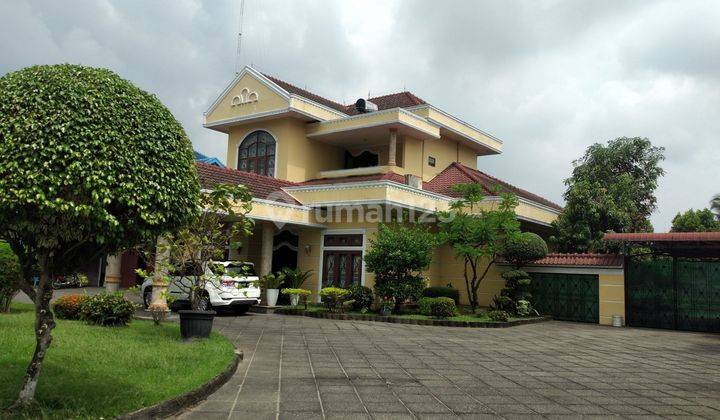 Dijual Rumah Mewah 2 Lantai Lokasi Kenanga Raya Setia Budi Medan 1