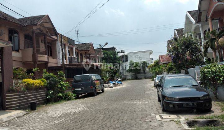 Dijual Cepat Rumah 2 Lantai Lokasi Citra wisata Aman dan Nyaman  2