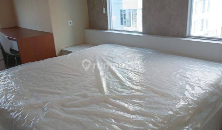 Disewakan Unit Studio Room Apartemen Manhattan Full Furnish 2