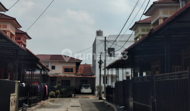 Price Drop... 2-Storey House Ready to Live In Flood-Free.... 2