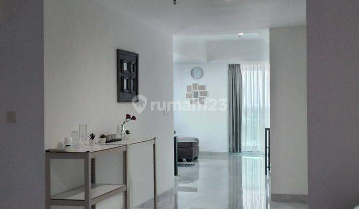 Di Sewakan Unit Apartemen Manhattan Full Furnish & Lux 2