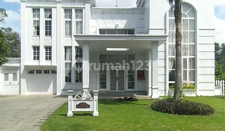 For Rent Luxury House Ready to Occupy Luxury Furniture, Royal Sumatera