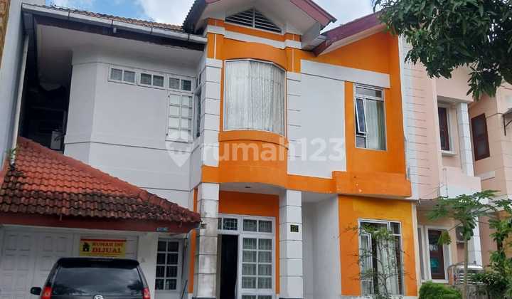 Turun Harga Rumah 2 Lantai Di Royal Sumatera Sangat Aman & Nyaman