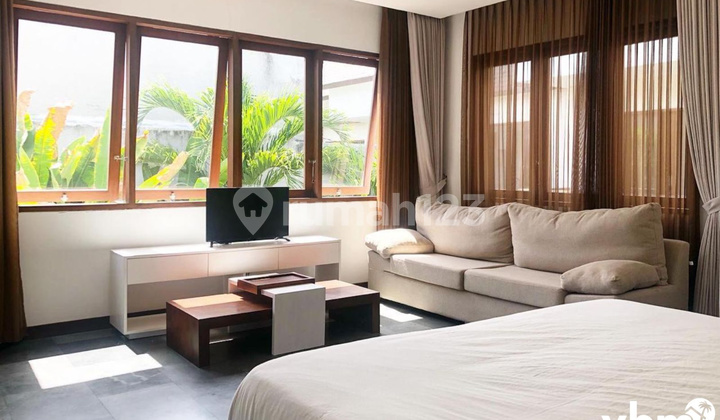 Modern and Spacious Villa in Strategic Location Rumah Furnished Bagus Lainnya - PPJB, Girik, Adat, dll di Cemagi 5