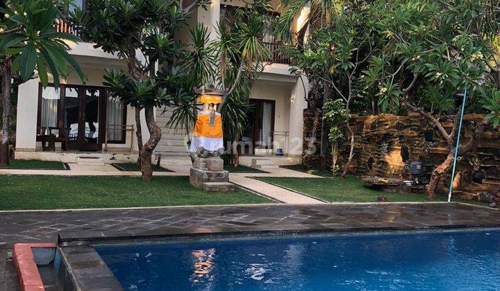 Hotel melati sisi pantai Karangasem Bali  4