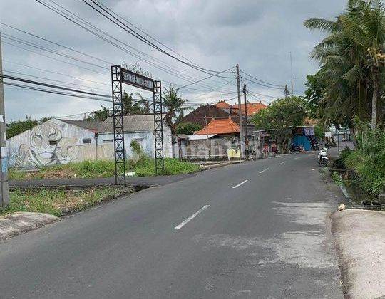 Selling premium land on the main street of Cekomaria, North Denpasar, Bali Indonesia  1