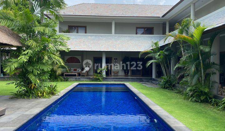 Jual Villa Jalan Kaki Pantai Mertasari Sanur Denpasar Selatan Bali Indonesia  1