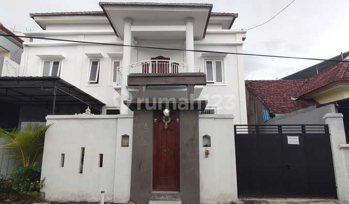 Di Kontrakan Rumah Lantai 2 Renon Denpasar Bali