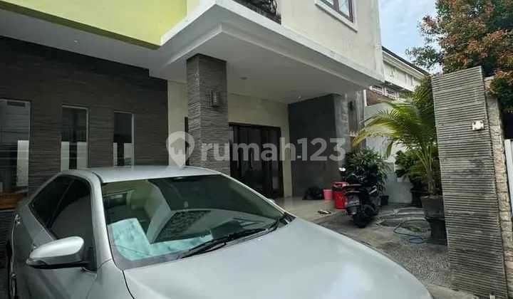 Rumah Semi Villa Jln Tukad Balian Renon Denpasar Bali Indonesia