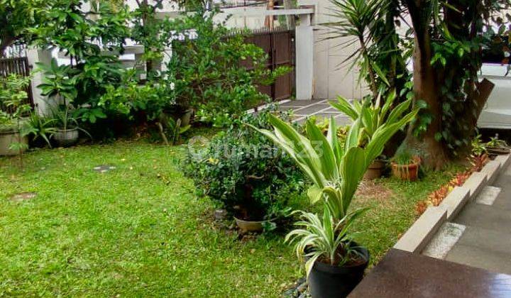 Dijual Rumah Lux Nyaman Furnish Siap Huni di Setramurni 3