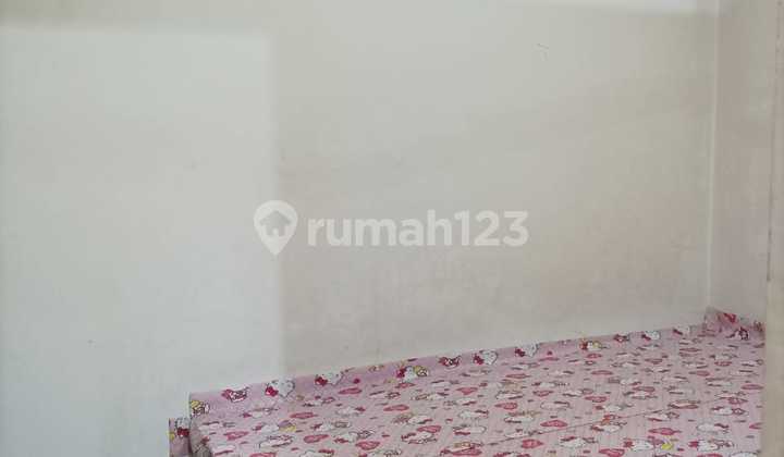 Disewakan Rumah Nyaman Furnish di Cherry Field 8