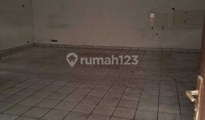 Disewakan Ruko Siap Pakai Strategis di Mainroad Caringin 3