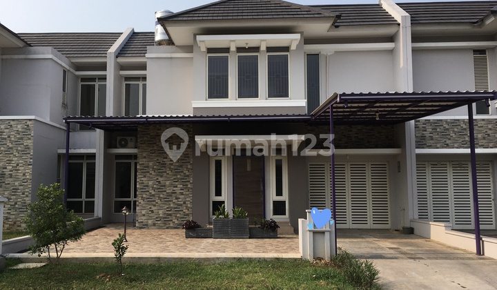 Rumah Mewah 2 Lantai Suvarna Sutera Tipe Helios