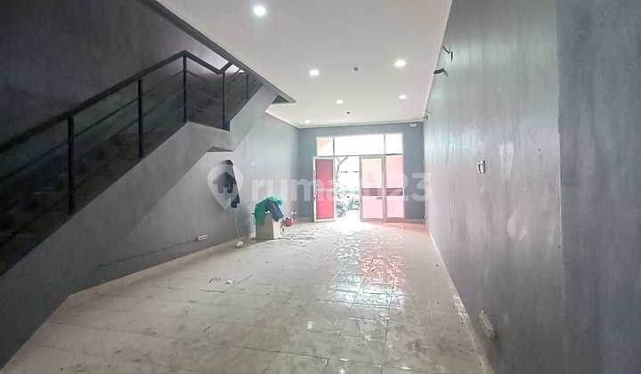 For Sale 3-Story Shop House in Alicante Gading Serpong Tangerang For Sale 3-Story Shop House in Alicante Gading Serpong Tangerang