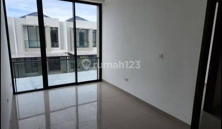 Dijual rumah di Florida PIK2 - Jakarta utara 2