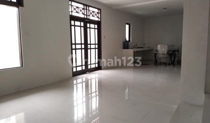 Dijual Rumah di Taman Alfa Indah - Jakarta Barat
