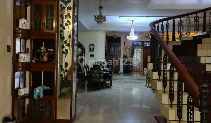 Dijual Cepat Rumah Mewah di Tomang 1