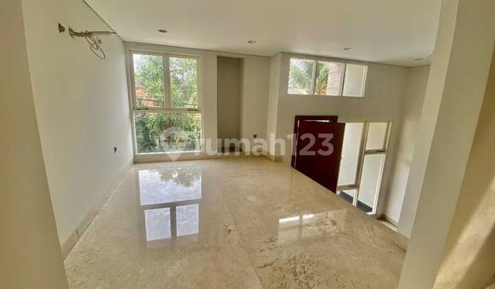 Dijual Rumah Siap Huni Di Kebayoran Baru 2