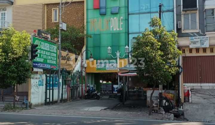 Ruko Murah Strategis di Tanjung Duren Raya