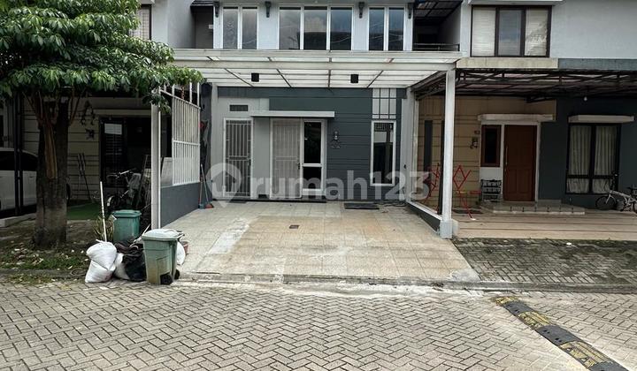 Rumah Semi Furnish di Casa Jardin