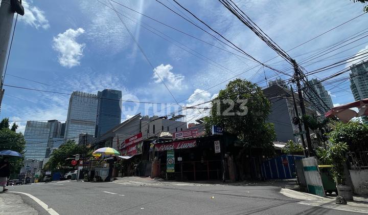 Dijual Rumah Tua di Setiabudi Dijual Rumah Tua di Setiabudi