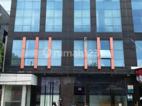 Ruko Gandeng di Jalan Panjang