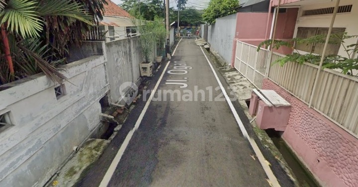 Bu Rumah Tua di Cideng 2